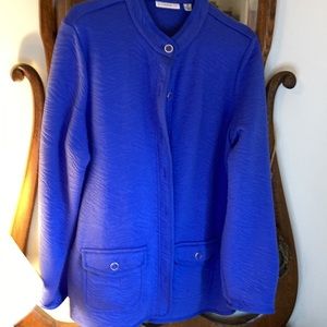 Isaac Mizrahi 1X womens blue jacket Hood used condition.
